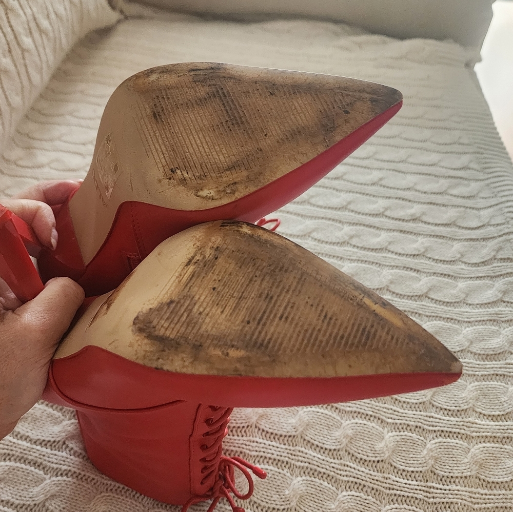 ALDO Began lace up ankle boots in red leather.minimal signs of wear, see last pc - Picture 7 of 12